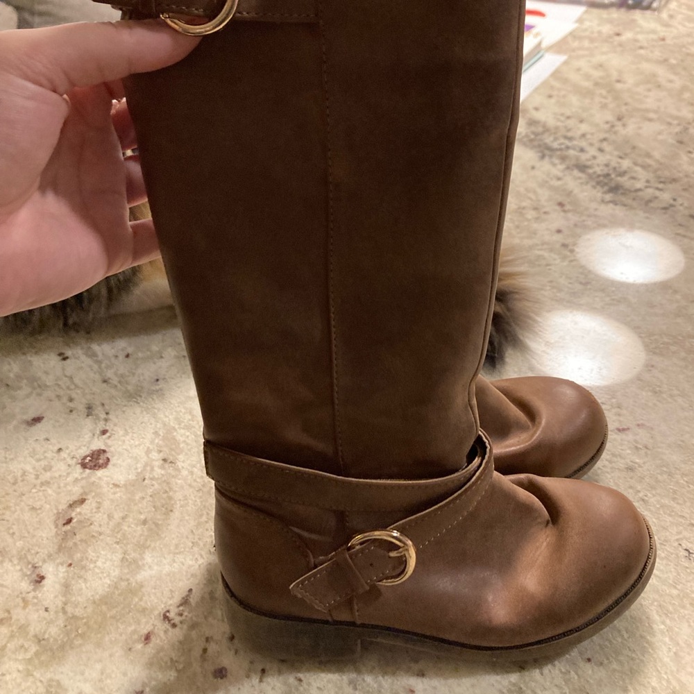 Little Girl’s Brown Boots Size 13